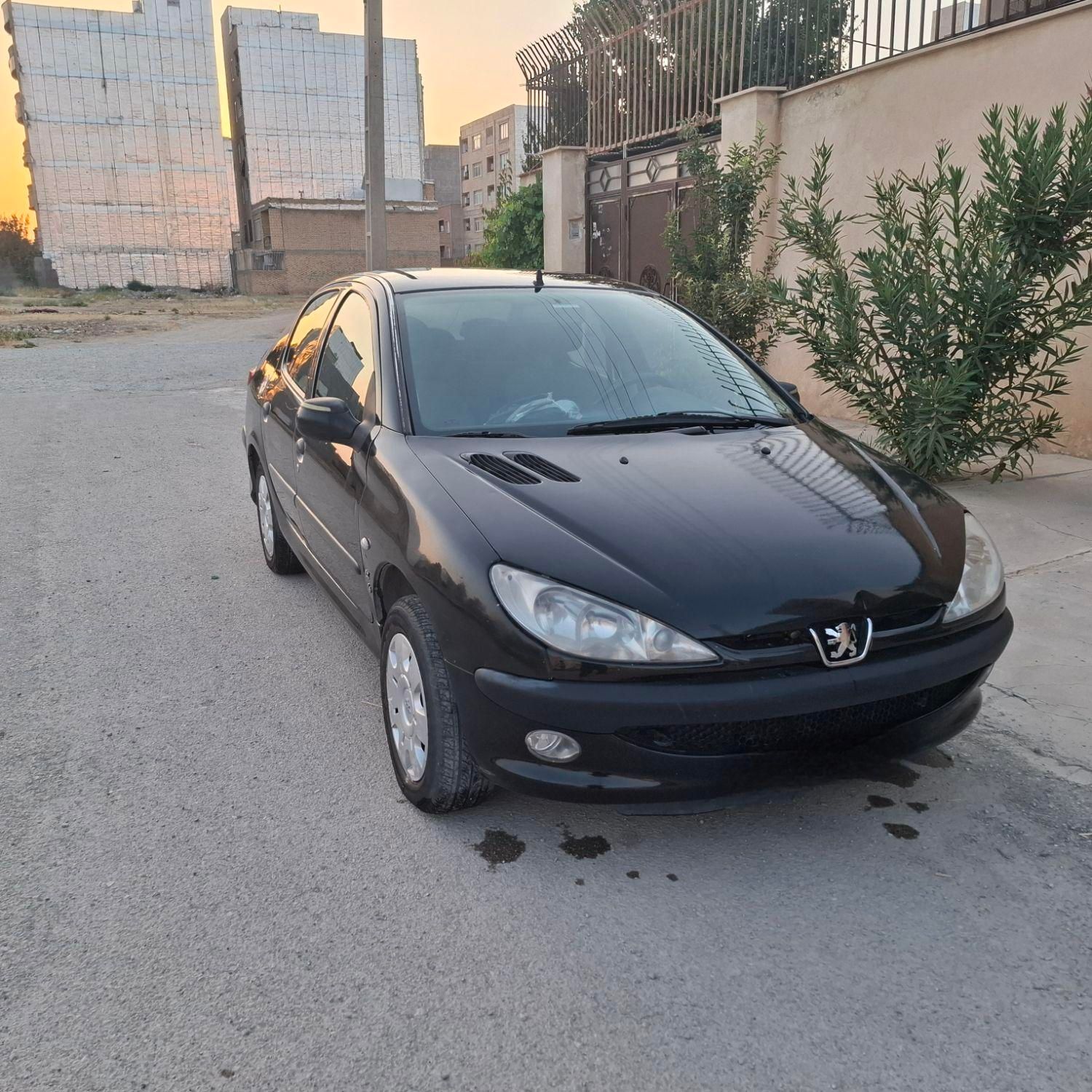 پژو ۲۰۶ صندوق دار v8 - 1390
