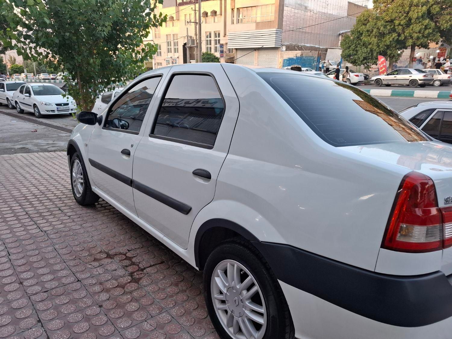 خودرو رنو، پارس تندر آگهی ann_19518926