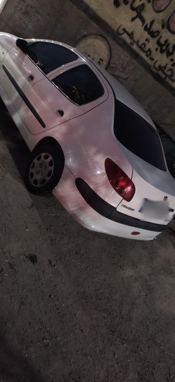 پژو ۲۰۶ صندوق دار v8 - 1393