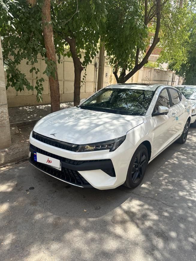خودرو کی ام سی، J7 آگهی ann_19518936