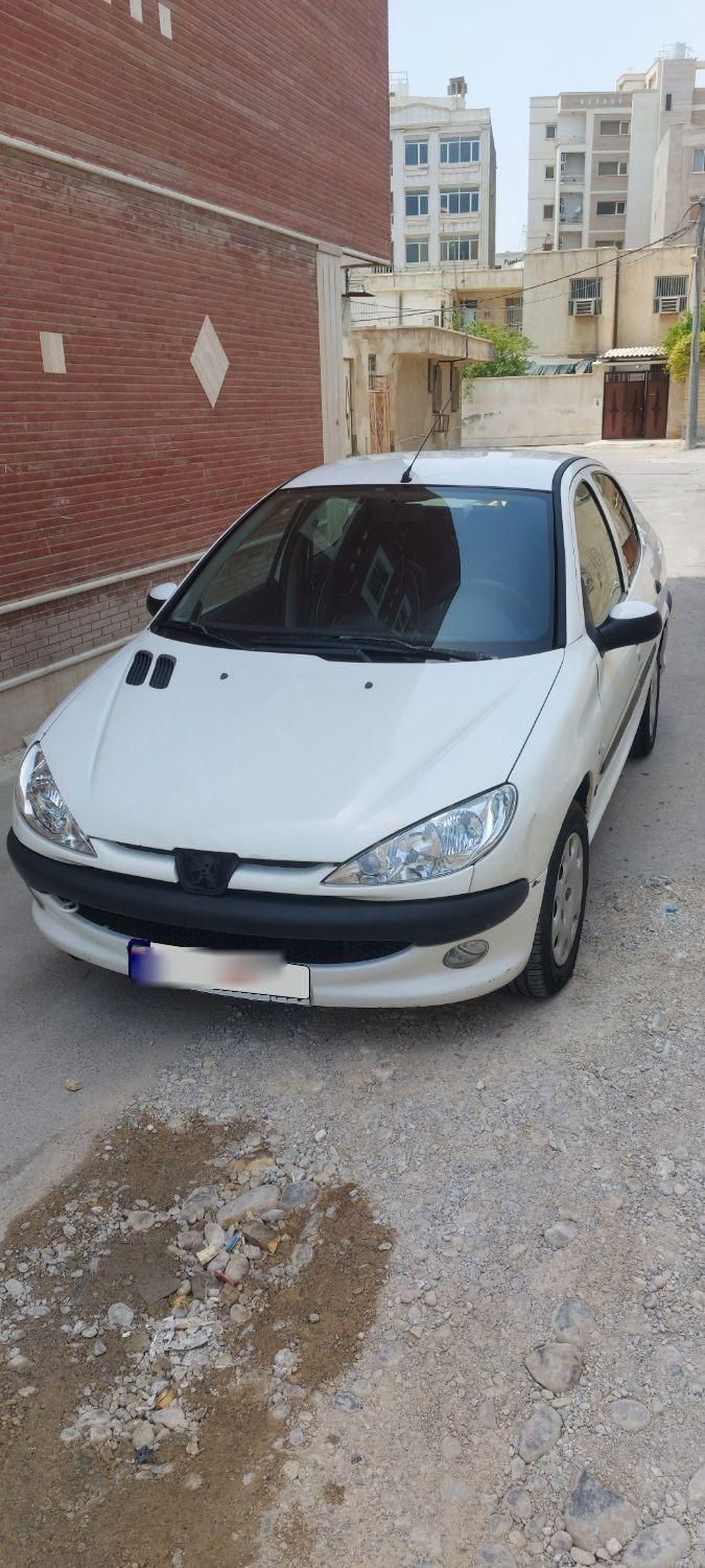 پژو ۲۰۶ صندوق دار v8 - 1395