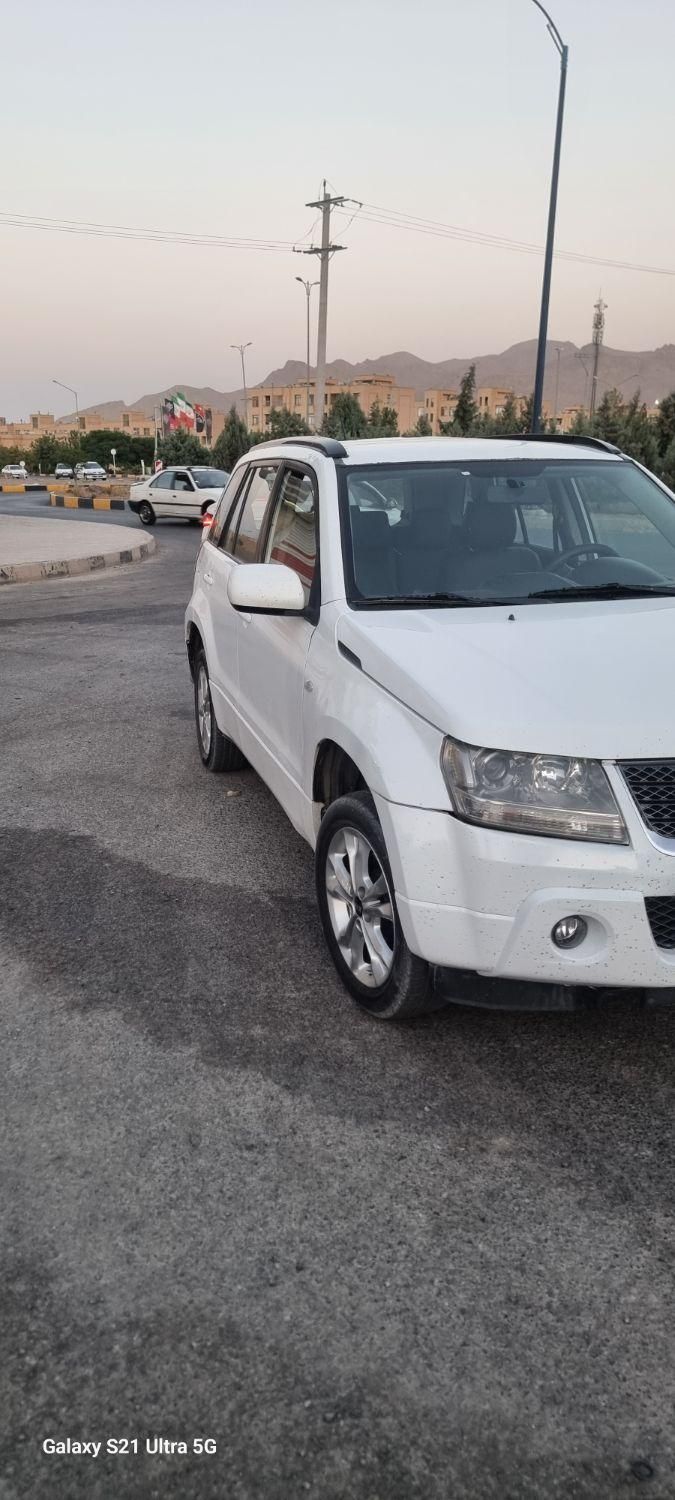سوزوکی ویتارا ایران خودرو 2400 دنده‌ای - 1393