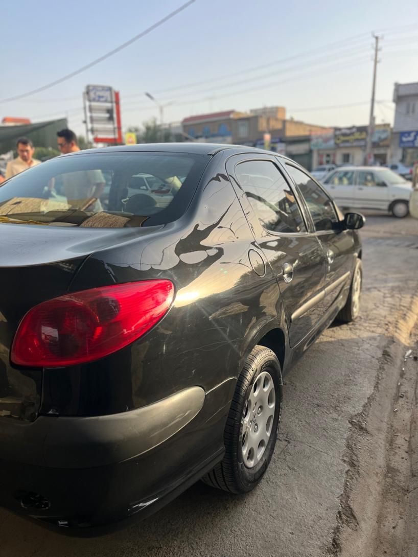 پژو ۲۰۶ صندوق دار v8 - 1390