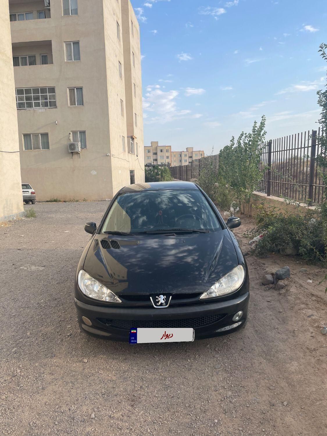پژو ۲۰۶ صندوق دار v8 - 1395