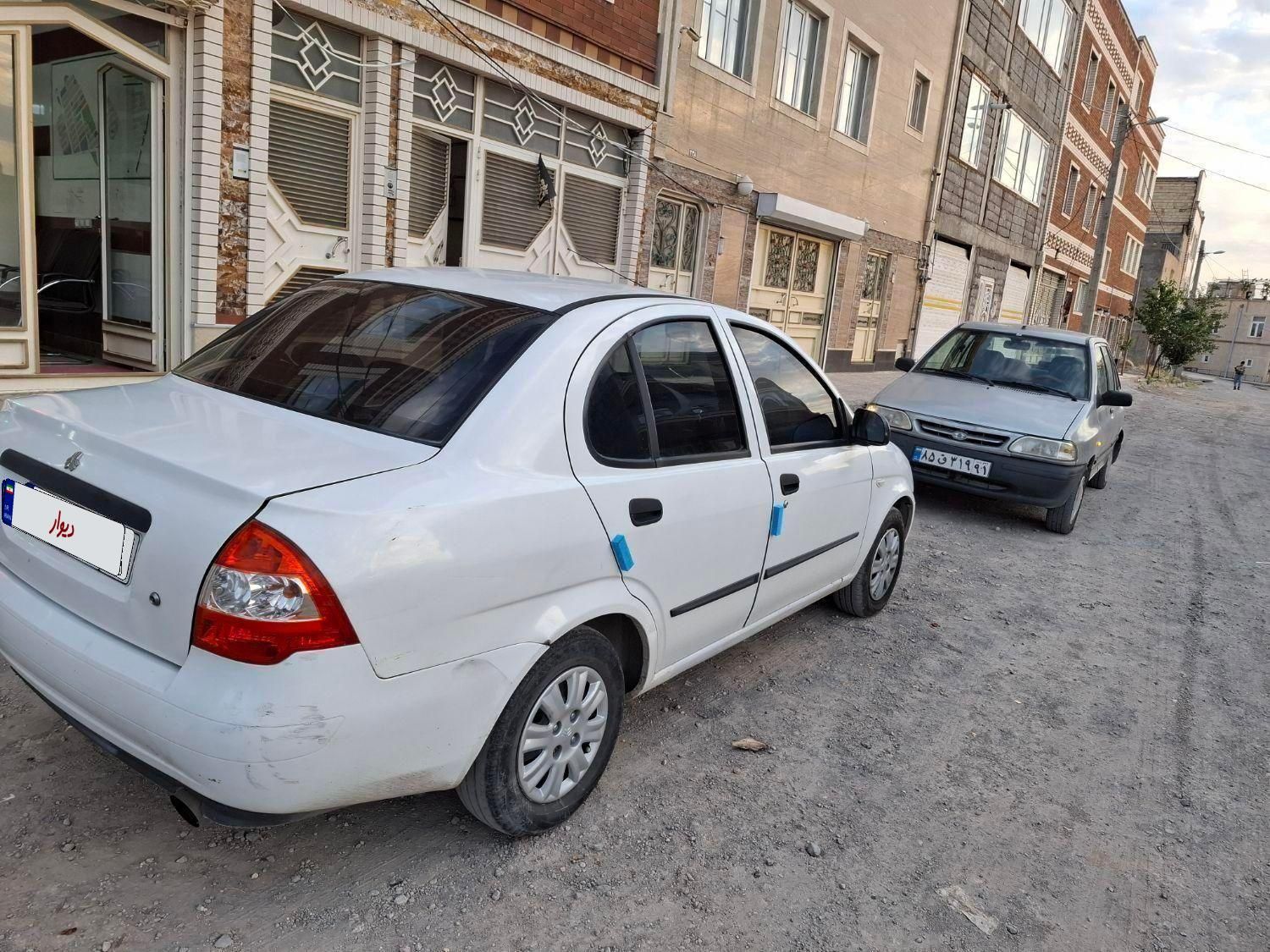 تیبا صندوق دار SX - 1400