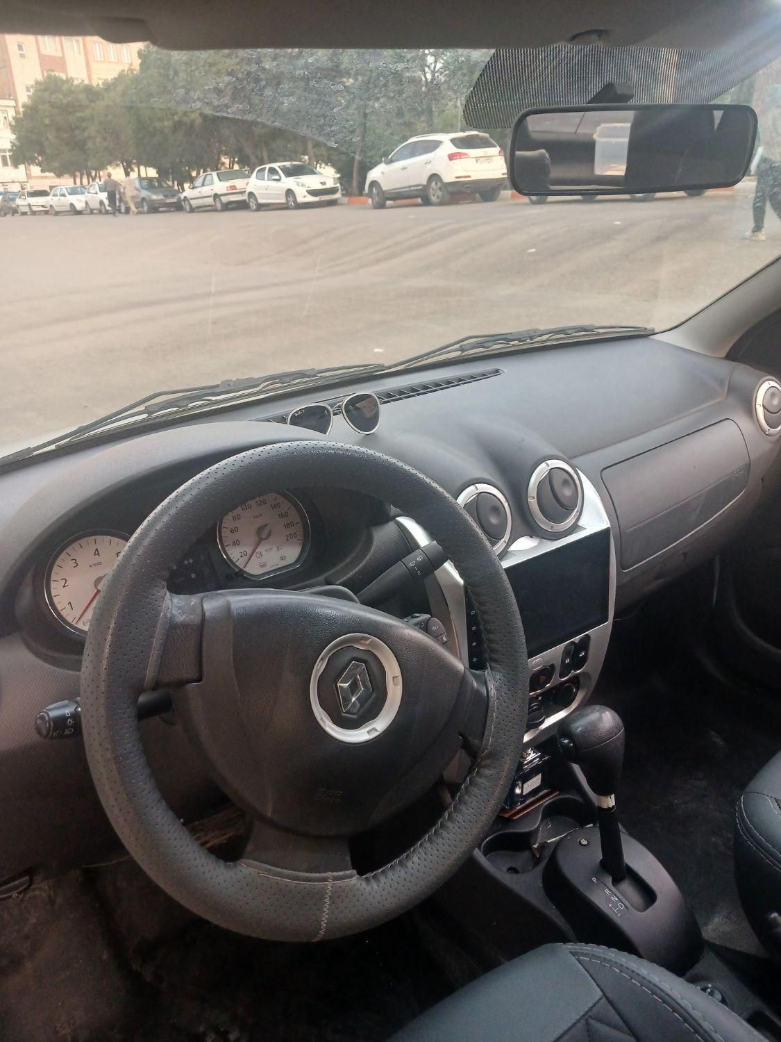 رنو تندر 90 پلاس اتوماتیک - 1396