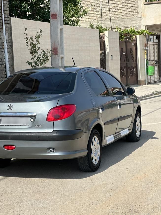 پژو ۲۰۶ صندوق دار v8 - 1397