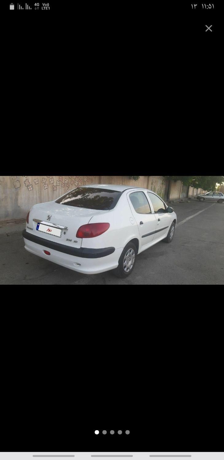 پژو ۲۰۶ صندوق دار v8 - 1393