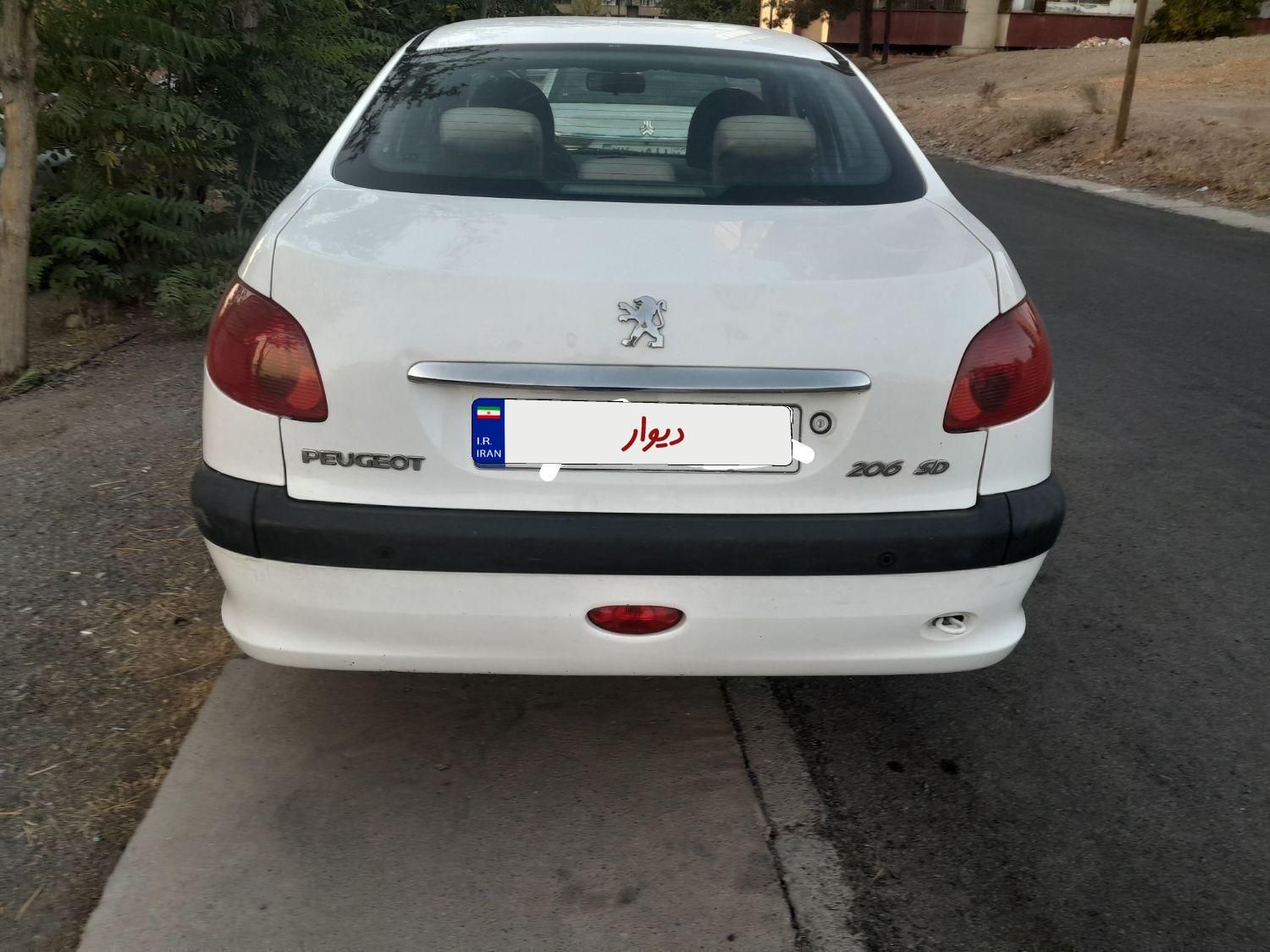 پژو ۲۰۶ صندوق دار v8 - 1396