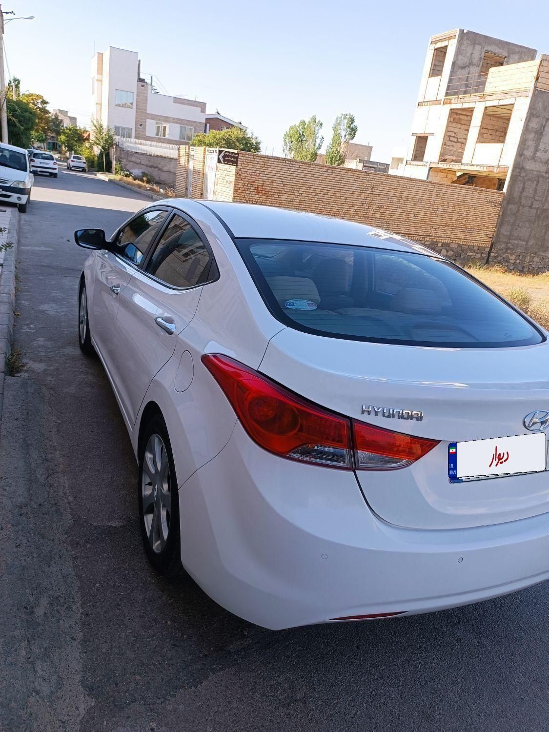 هیوندای النترا 1.8 لیتر - 2014