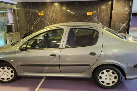 پژو ۲۰۶ صندوق دار v8 - 1395