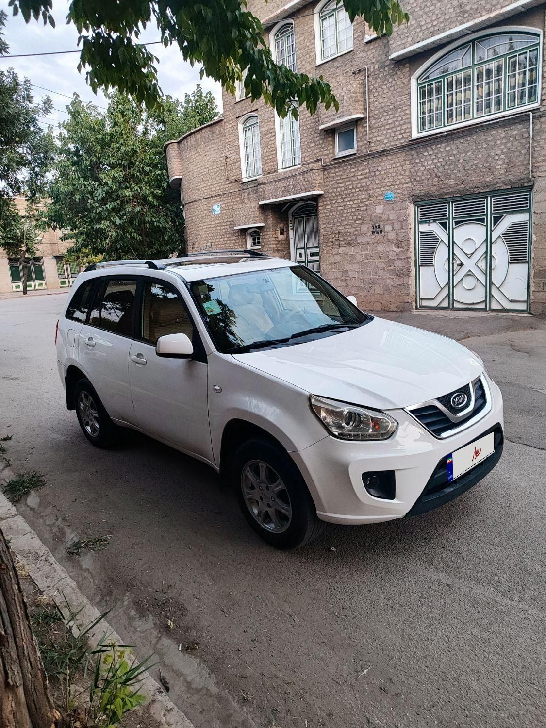 ام وی ام X33 دنده‌ای ساده - 1393