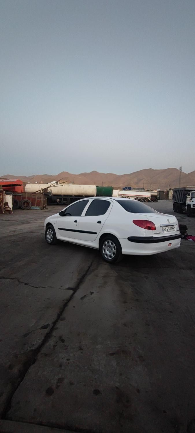 پژو ۲۰۶ صندوق دار v20 - 1390