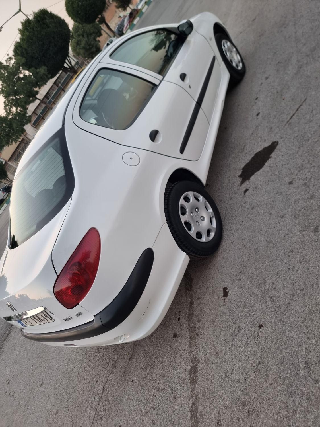 پژو ۲۰۶ صندوق دار v8 - 1399