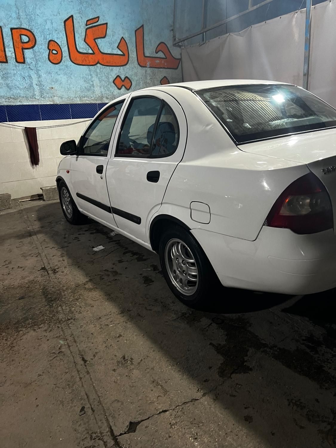 تیبا صندوق دار SX - 1393
