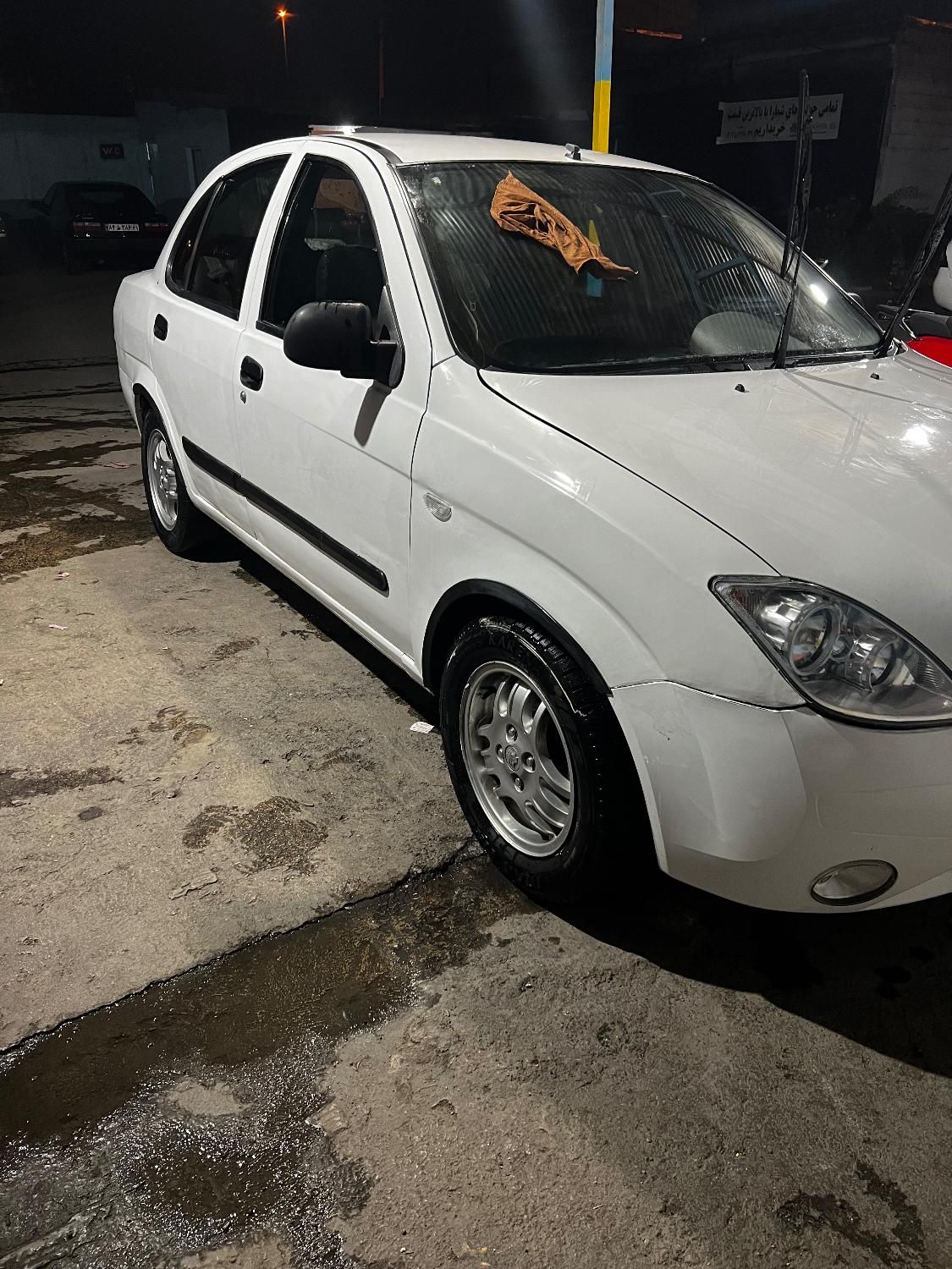 تیبا صندوق دار SX - 1393