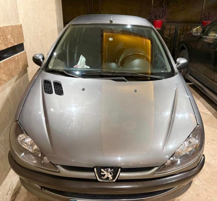 پژو ۲۰۶ صندوق دار v8 - 1396