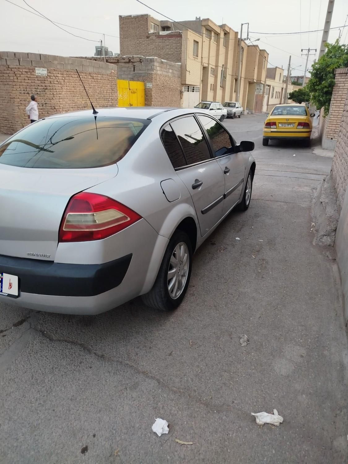 رنو مگان وارداتی دنده‌ای 1600 - 2006