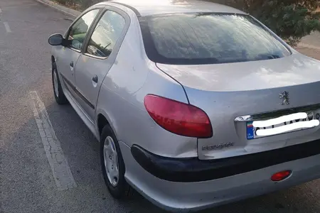 پژو ۲۰۶ صندوق دار v8 - 1385