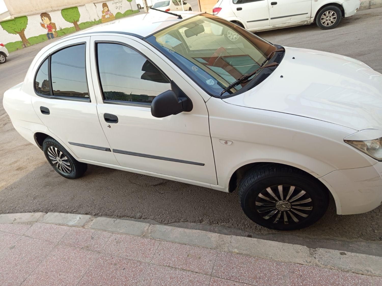 تیبا صندوق دار SX - 1400