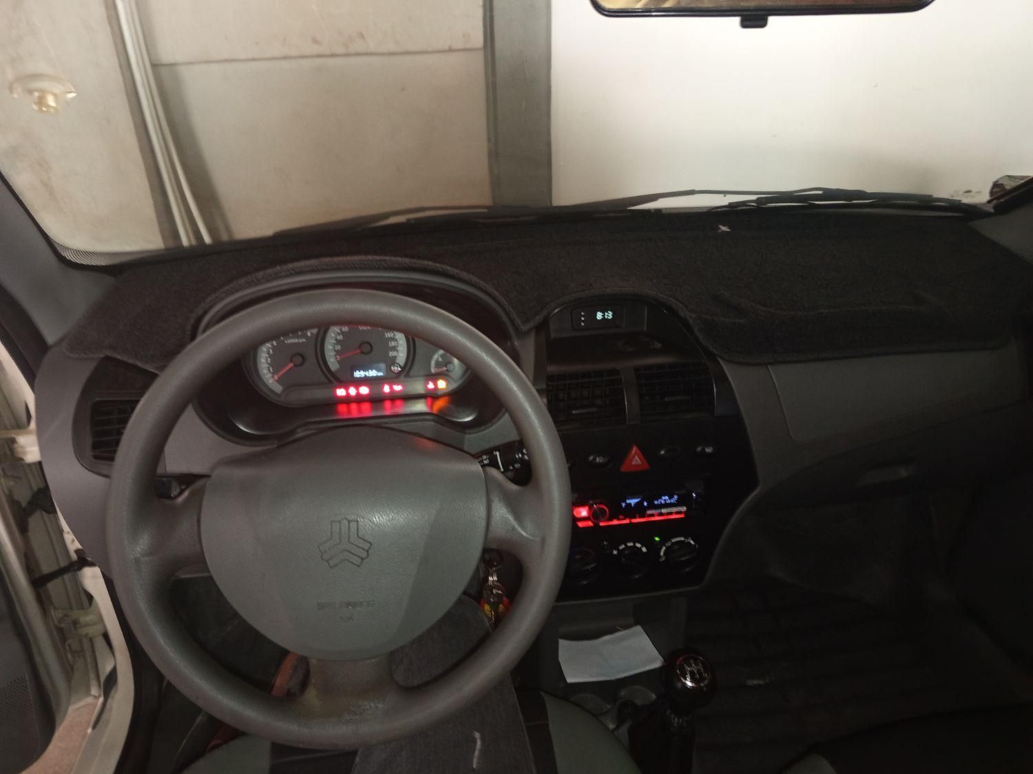 تیبا صندوق دار SX - 1400
