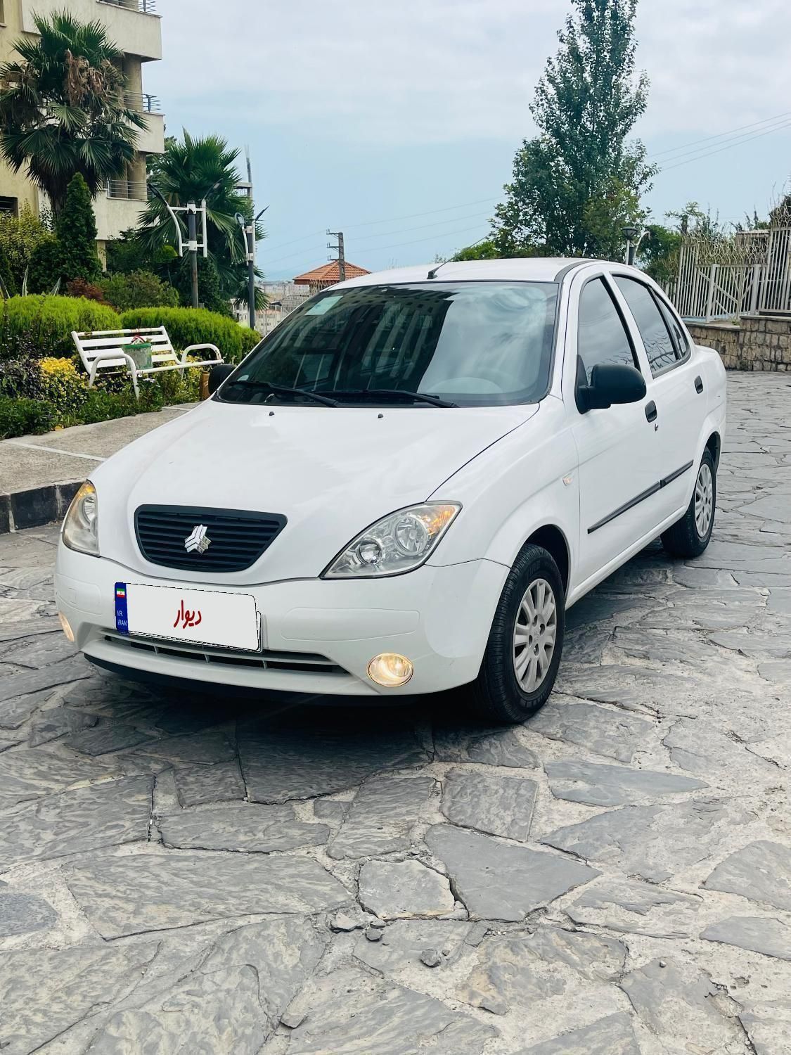 تیبا صندوق دار SX - 1401