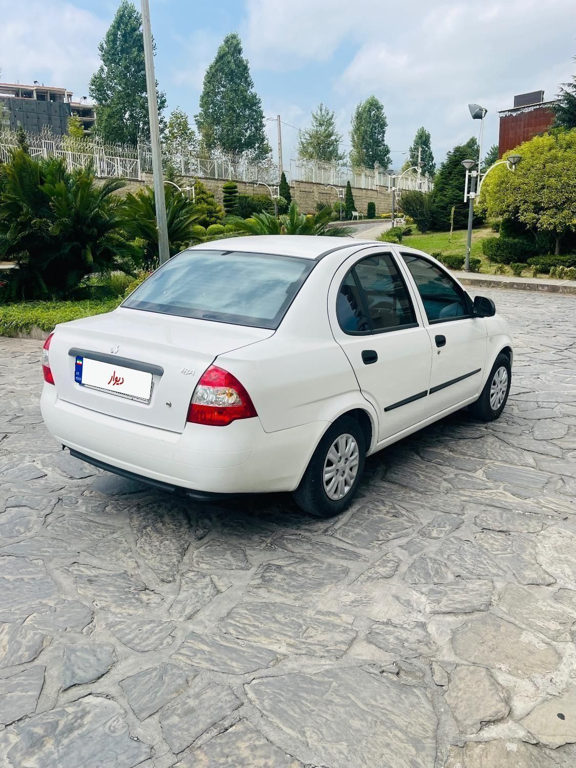 تیبا صندوق دار SX - 1401
