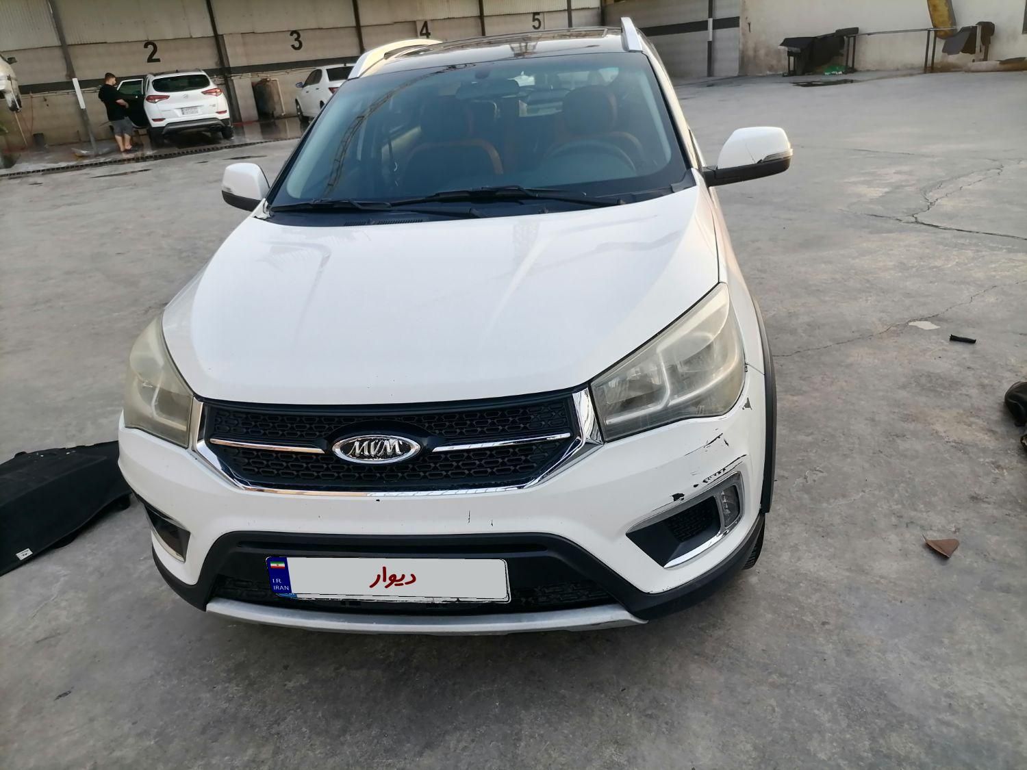ام وی ام X22 دنده‌ای لاکچری - 1397