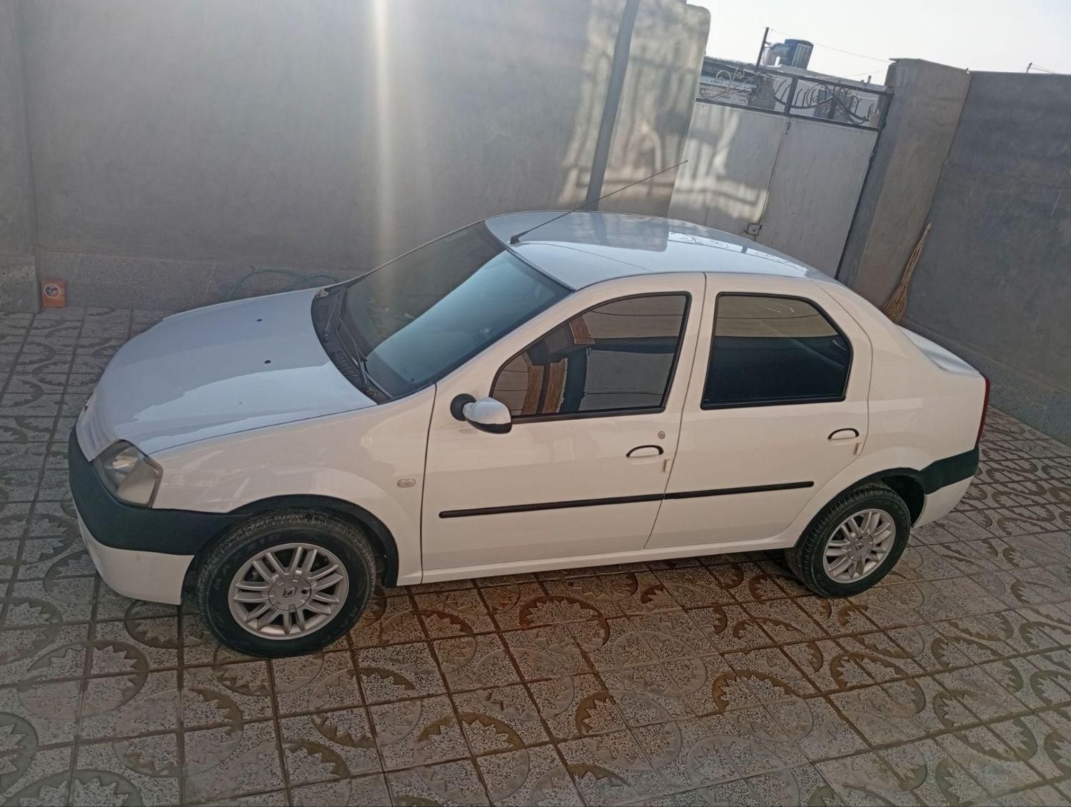 خودرو رنو، تندر 90 آگهی ann_19520414