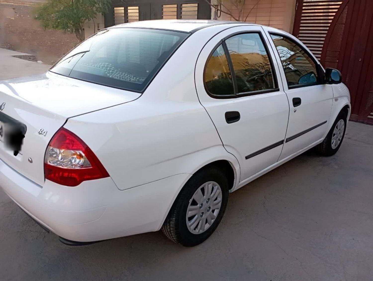 تیبا صندوق دار SX - 1399