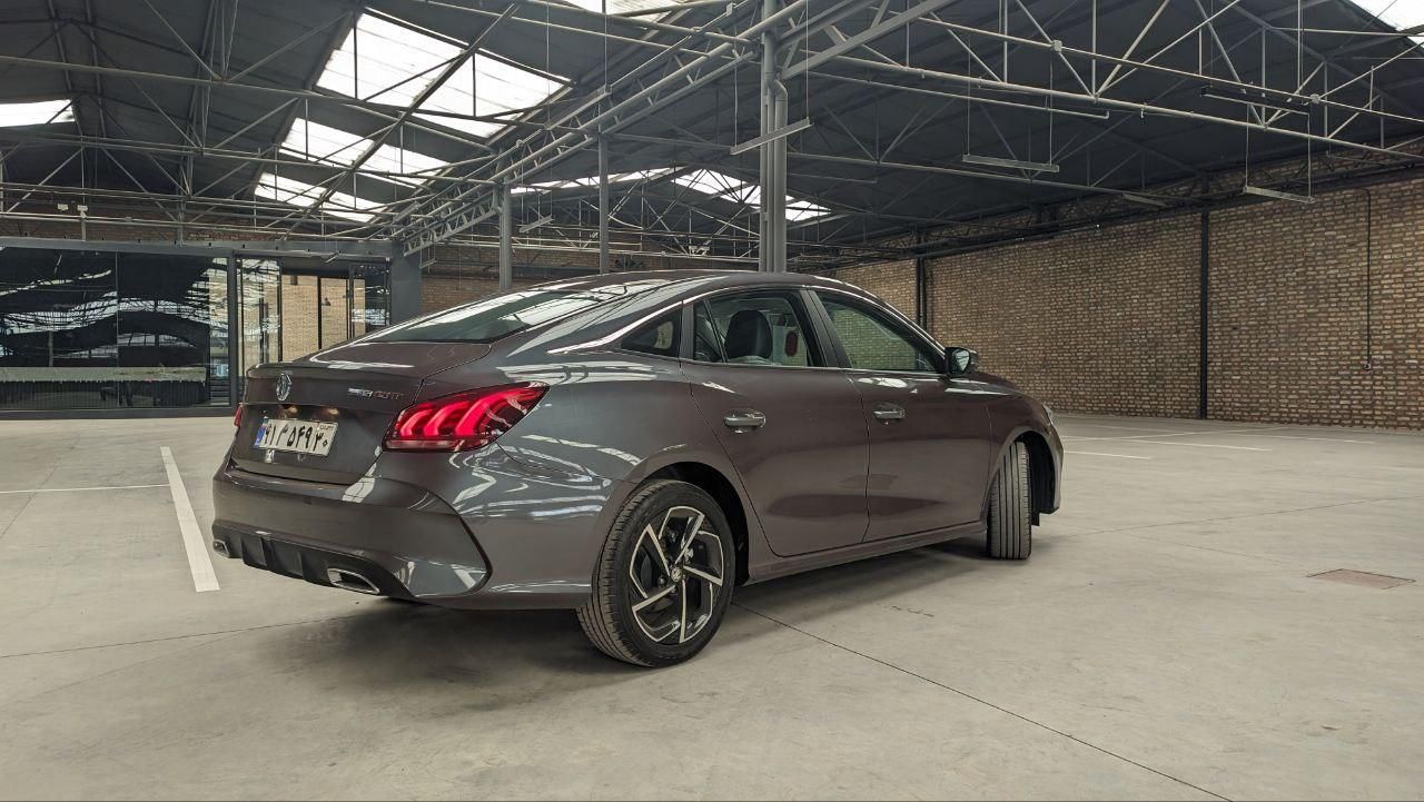 ام جی GT اتوماتیک - 2024