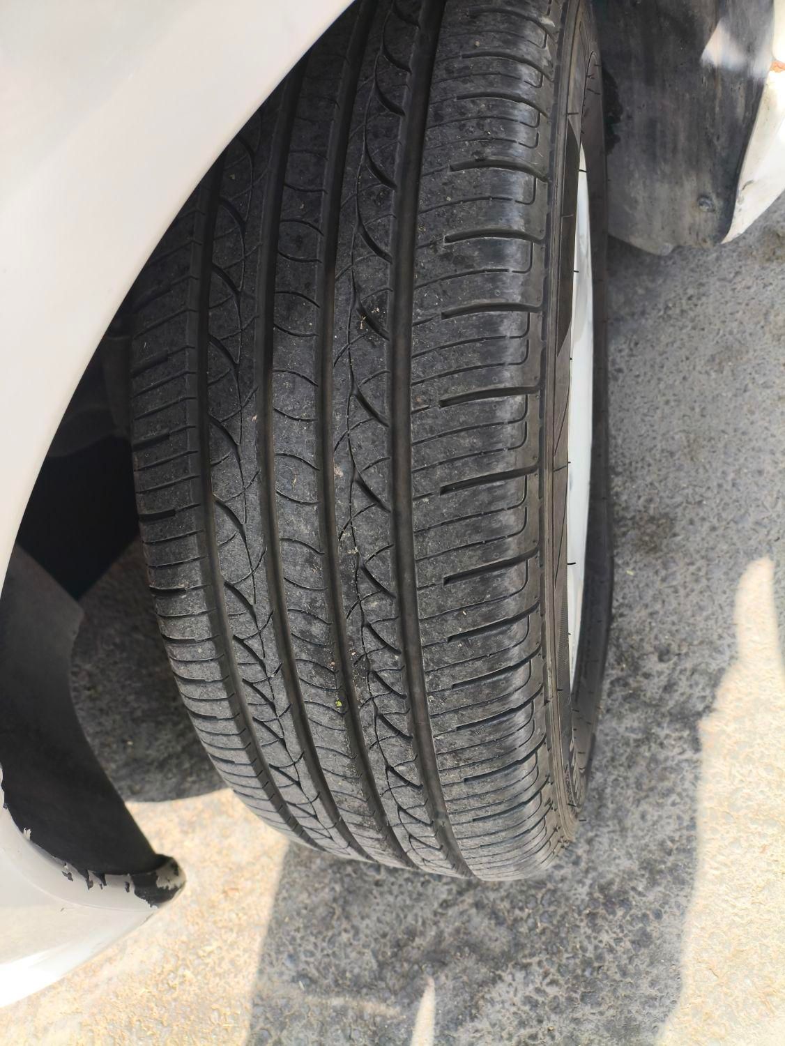 پژو ۲۰۶ صندوق دار v8 - 1390