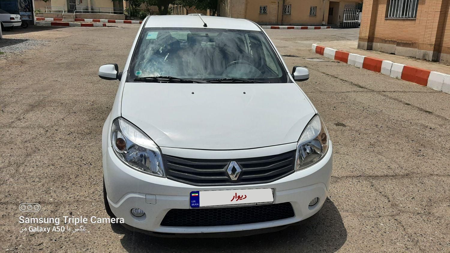 خودرو رنو، ساندرو آگهی ann_19520894