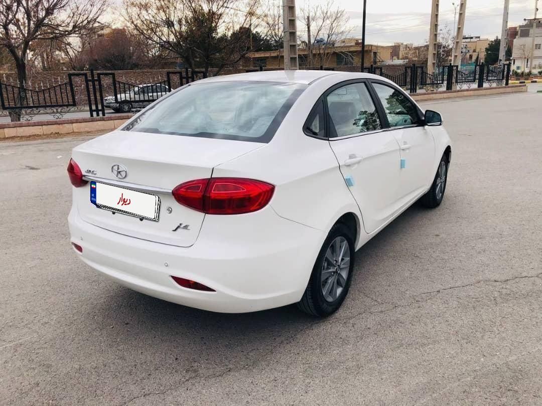 جک J4 اتوماتیک ساده - 1402