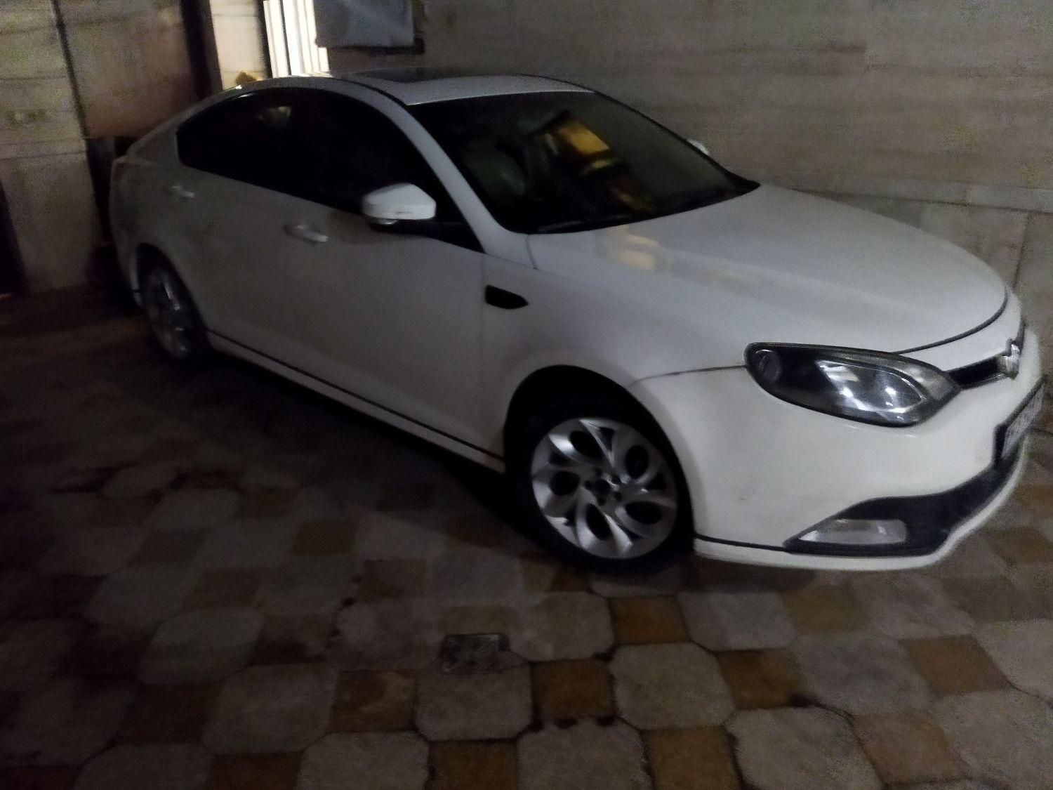 ام جی 6 لیفت بک GT فیس قدیم - 2012