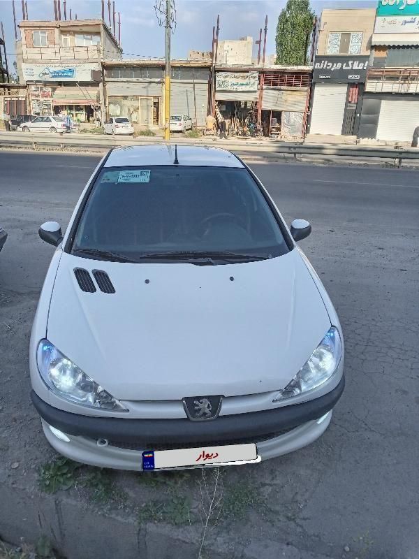 پژو ۲۰۶ صندوق دار v8 - 1394