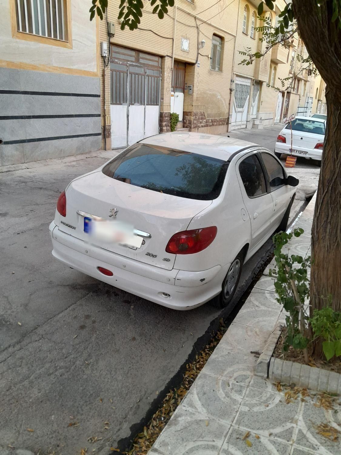پژو ۲۰۶ صندوق دار v8 - 1388
