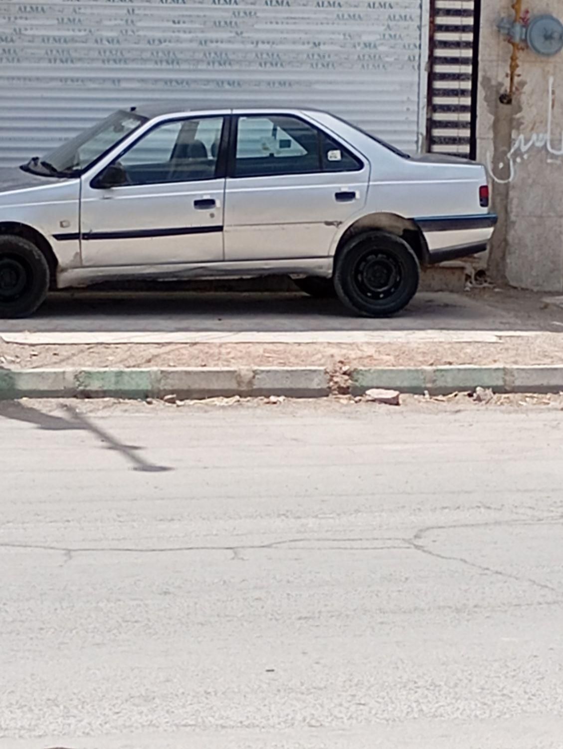 پژو 405 GL - 1369