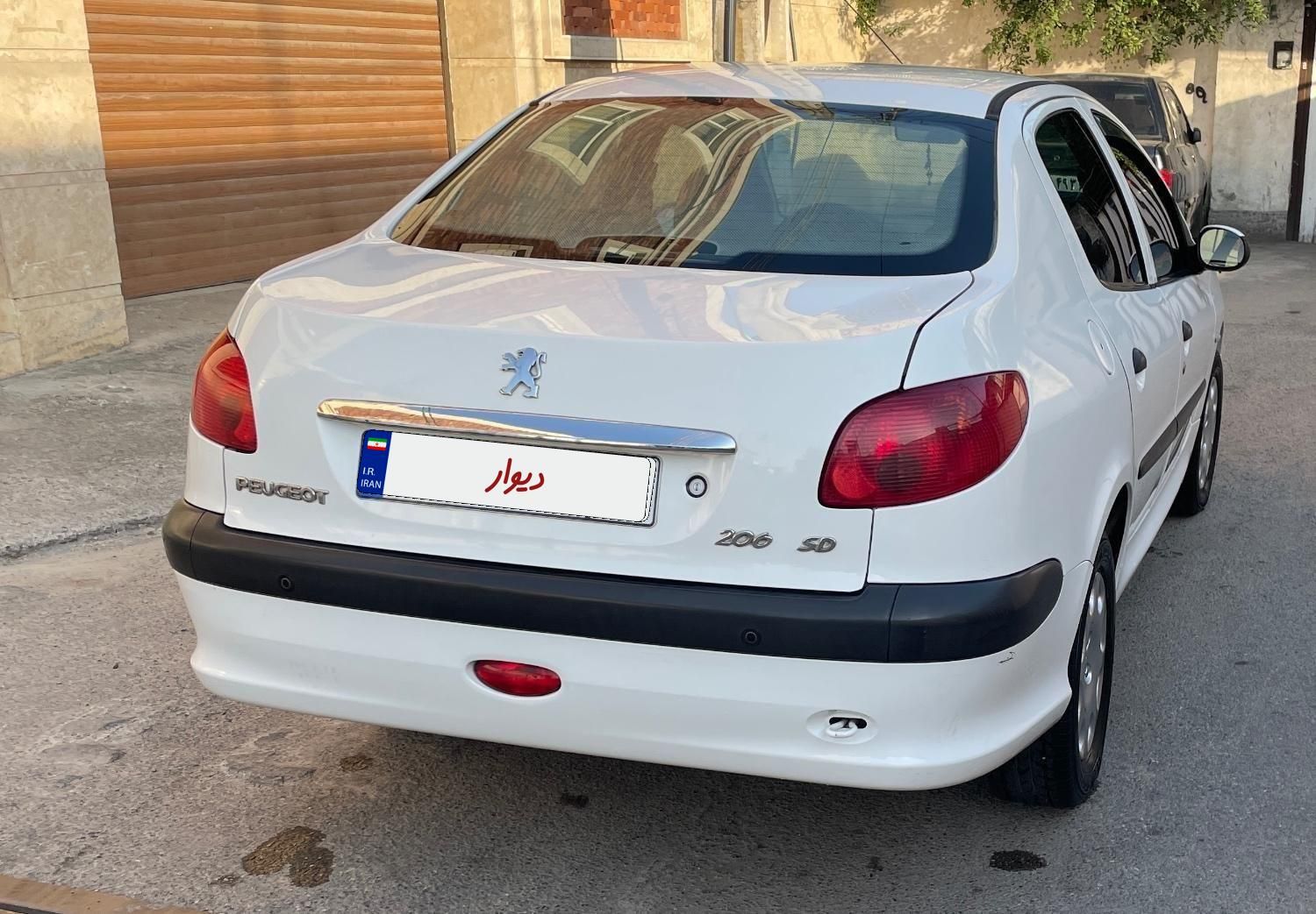 پژو ۲۰۶ صندوق دار v8 - 1395