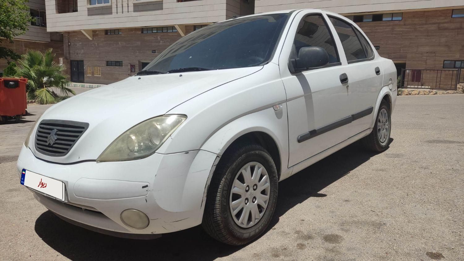 تیبا صندوق دار SX - 1392