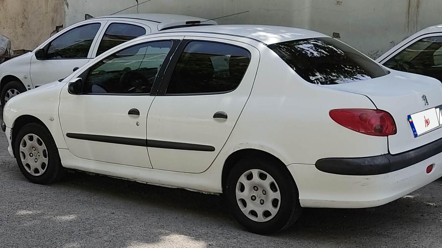 پژو ۲۰۶ صندوق دار v8 - 1388