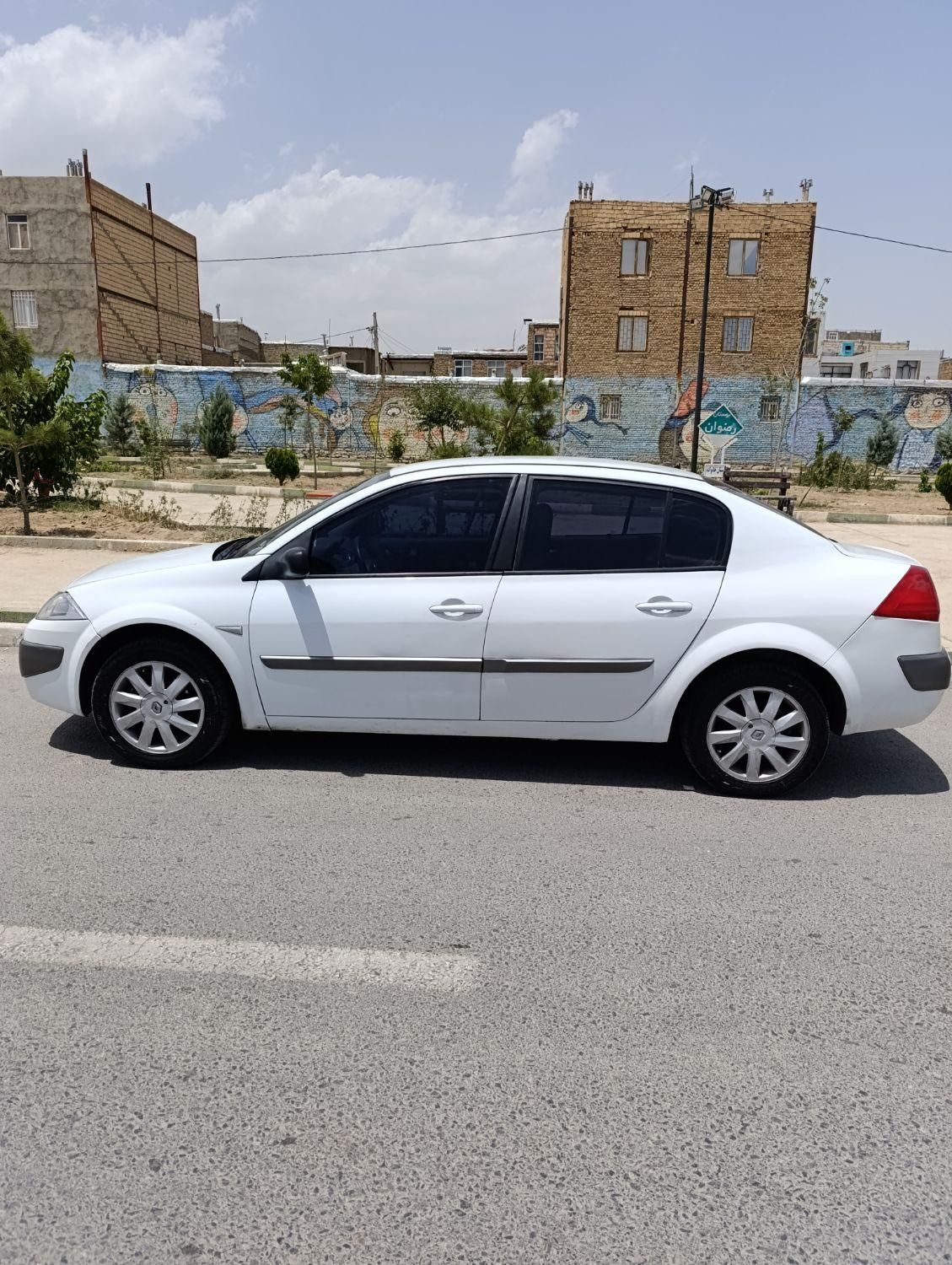 رنو مگان وارداتی اتوماتیک 2000 - 2008