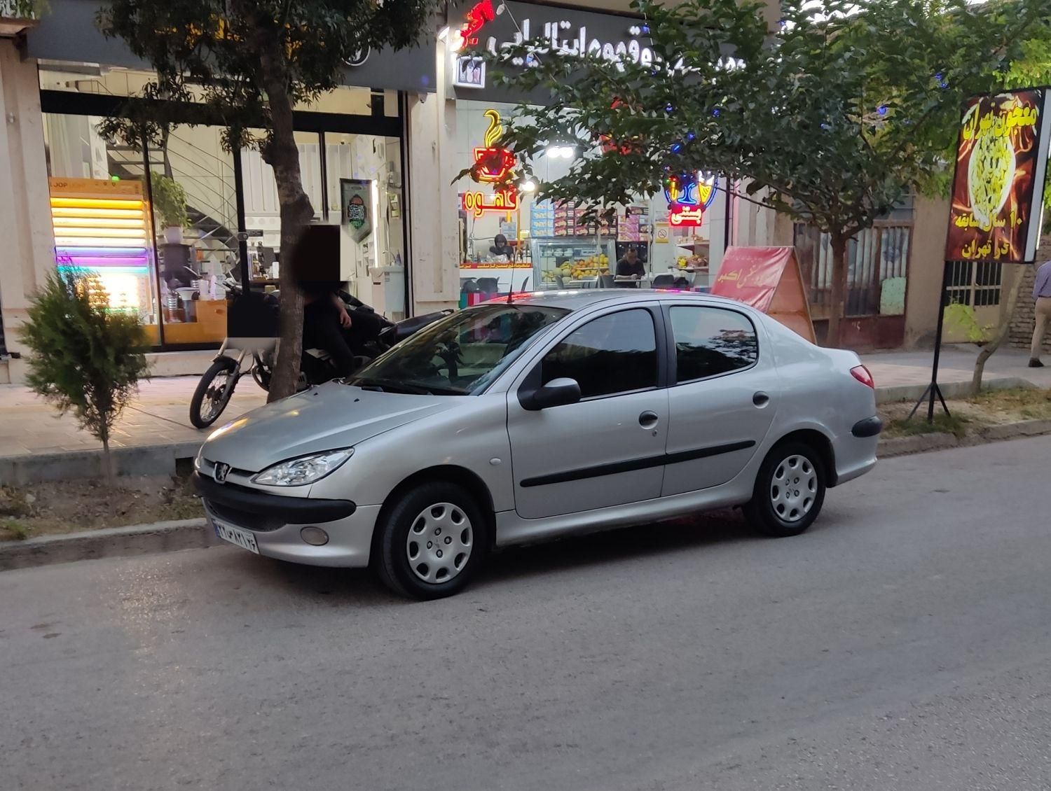 پژو ۲۰۶ صندوق دار v8 - 1387