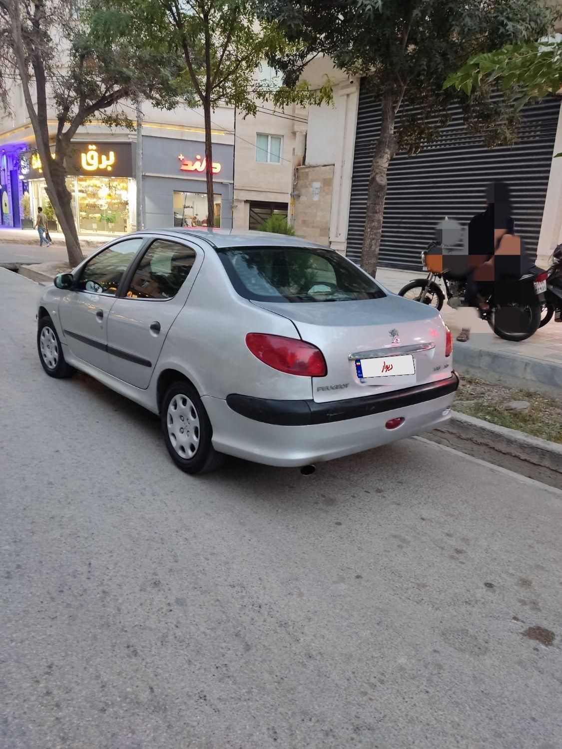 پژو ۲۰۶ صندوق دار v8 - 1387