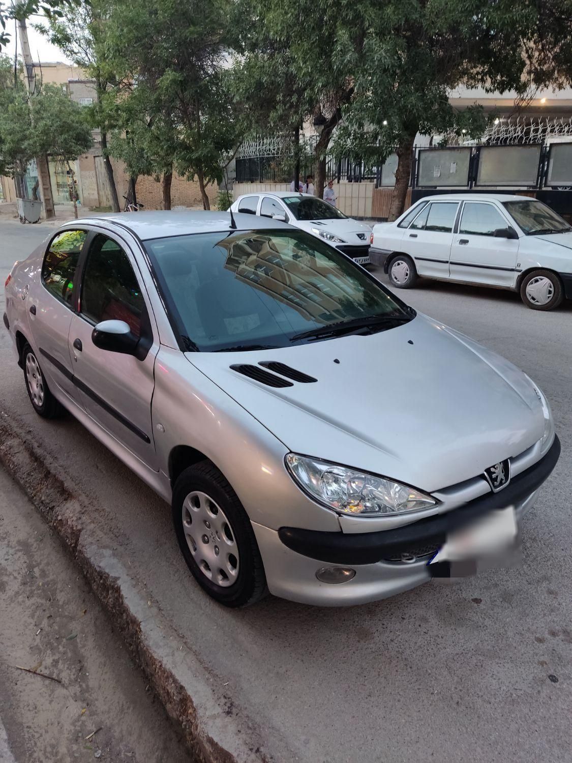 پژو ۲۰۶ صندوق دار v8 - 1387