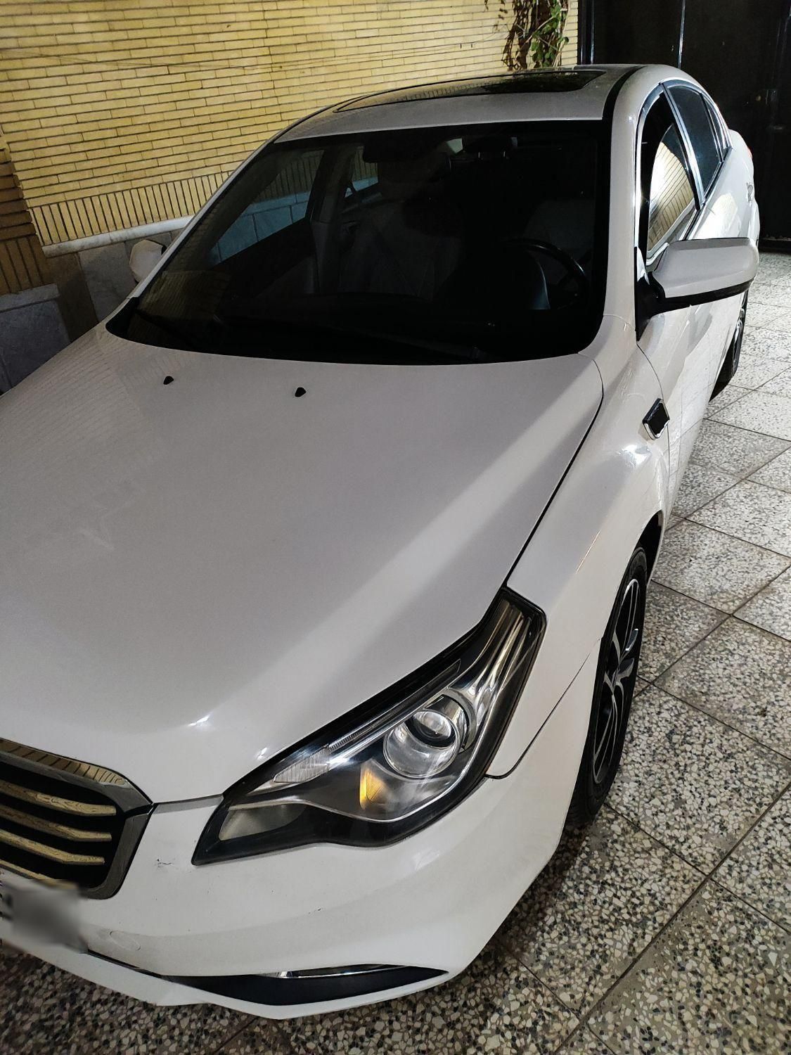 خودرو بسترن، B50F آگهی ann_19522104