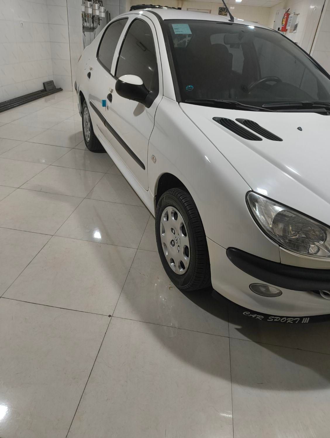 پژو ۲۰۶ صندوق دار v8 - 1397