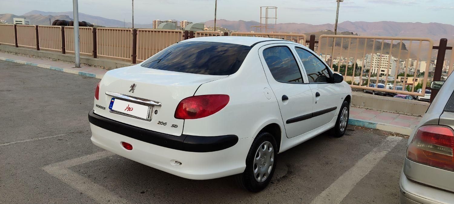 خودرو پژو، ۲۰۶ صندوق دار آگهی ann_19522228