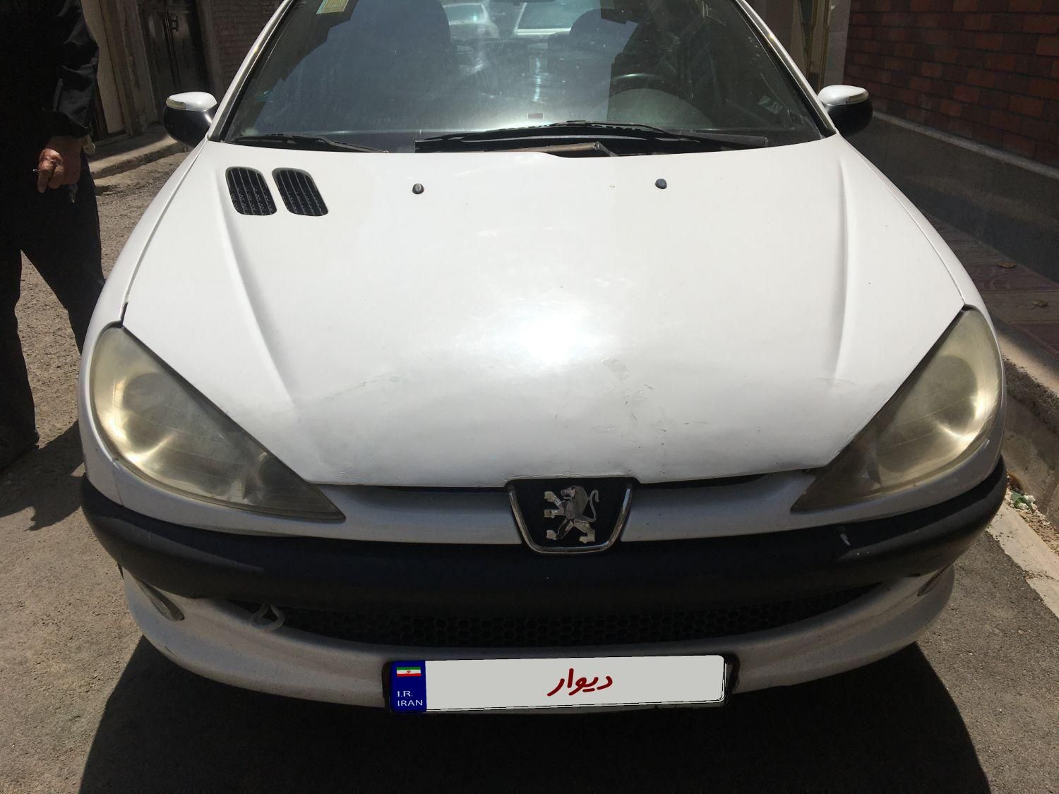 پژو ۲۰۶ صندوق دار v8 - 1390