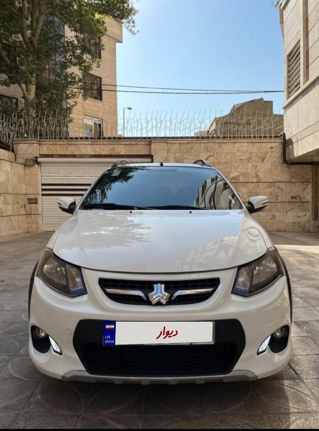 خودرو کوییک، R آگهی ann_19522614